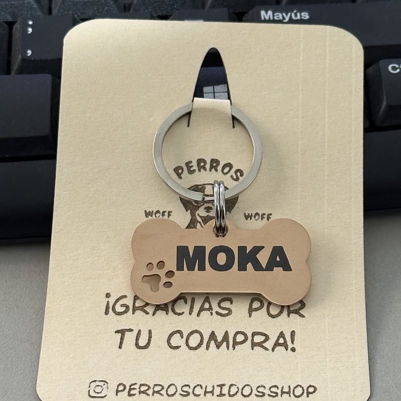 Placa hueso MOKA en su empaque